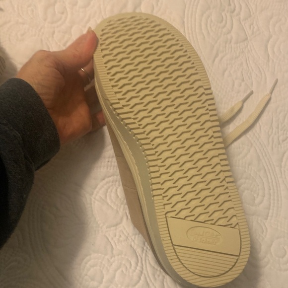 Dr. Scholl's Tan Suede Platform Sneakers with Cream Laces - Picture 8 of 9